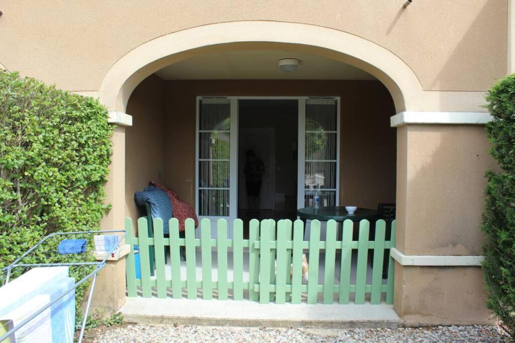 Residence Du Lac-Monflanquin Appartement Rdc Exterior photo